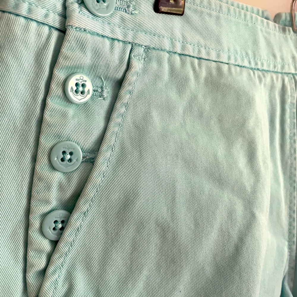 Turquoise sailor 🚤